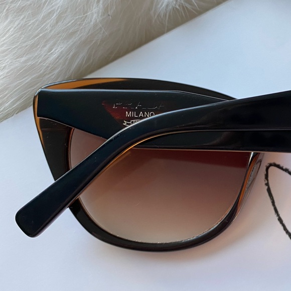 Prada Sunglasses - Picture 6 of 7